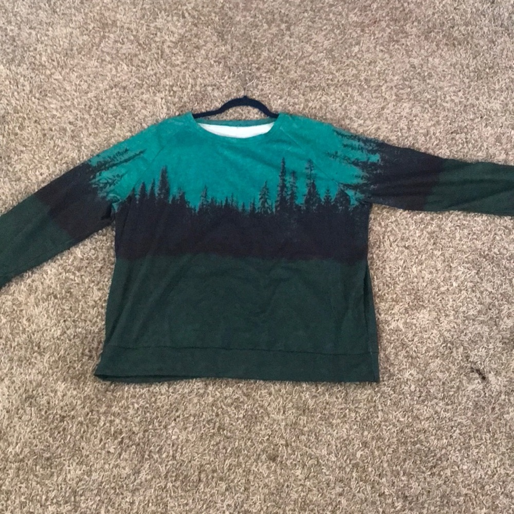 Green long sleeve